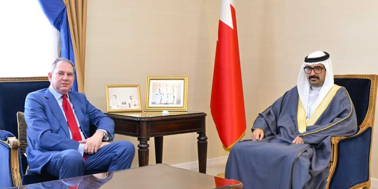 سمو محافظ الجنوبية يستقبل السفير الإيطالي لدى مملكة البحرين<